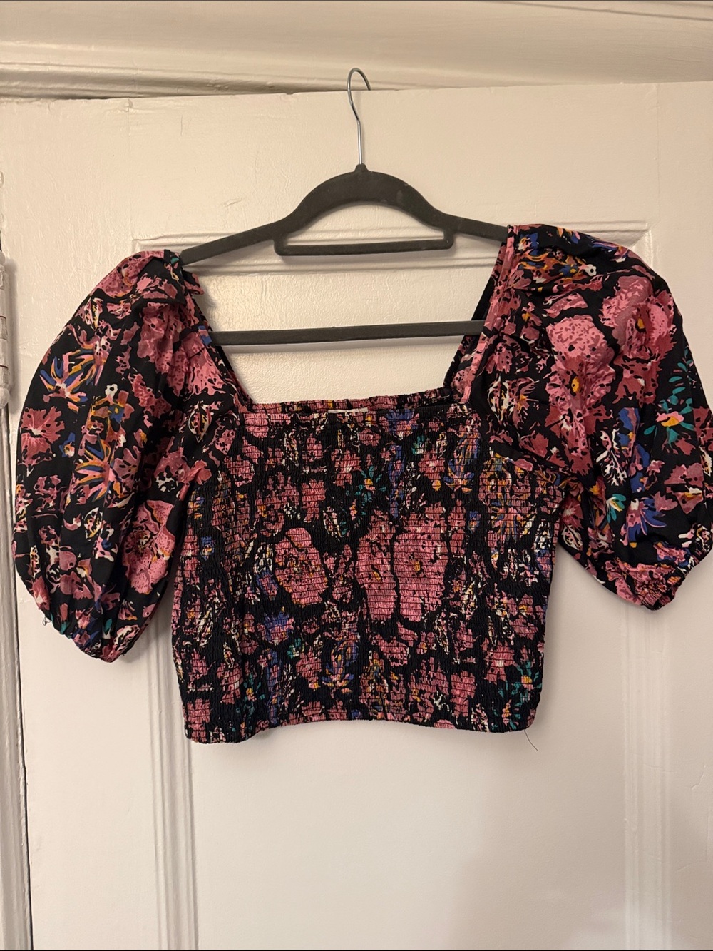 Cleobella Pink Floral Smocked Puff-Sleeve Crop Top